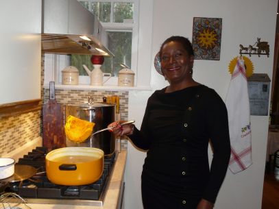 chef-elle-in-the-kitchen